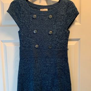 Short-sleeve sweater dress